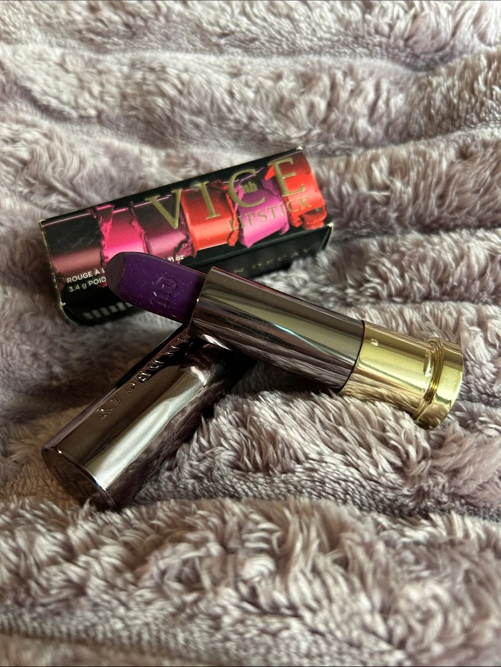 NIB Urban Decay Vice Lipstick - Jawbreaker (Mega Matte)